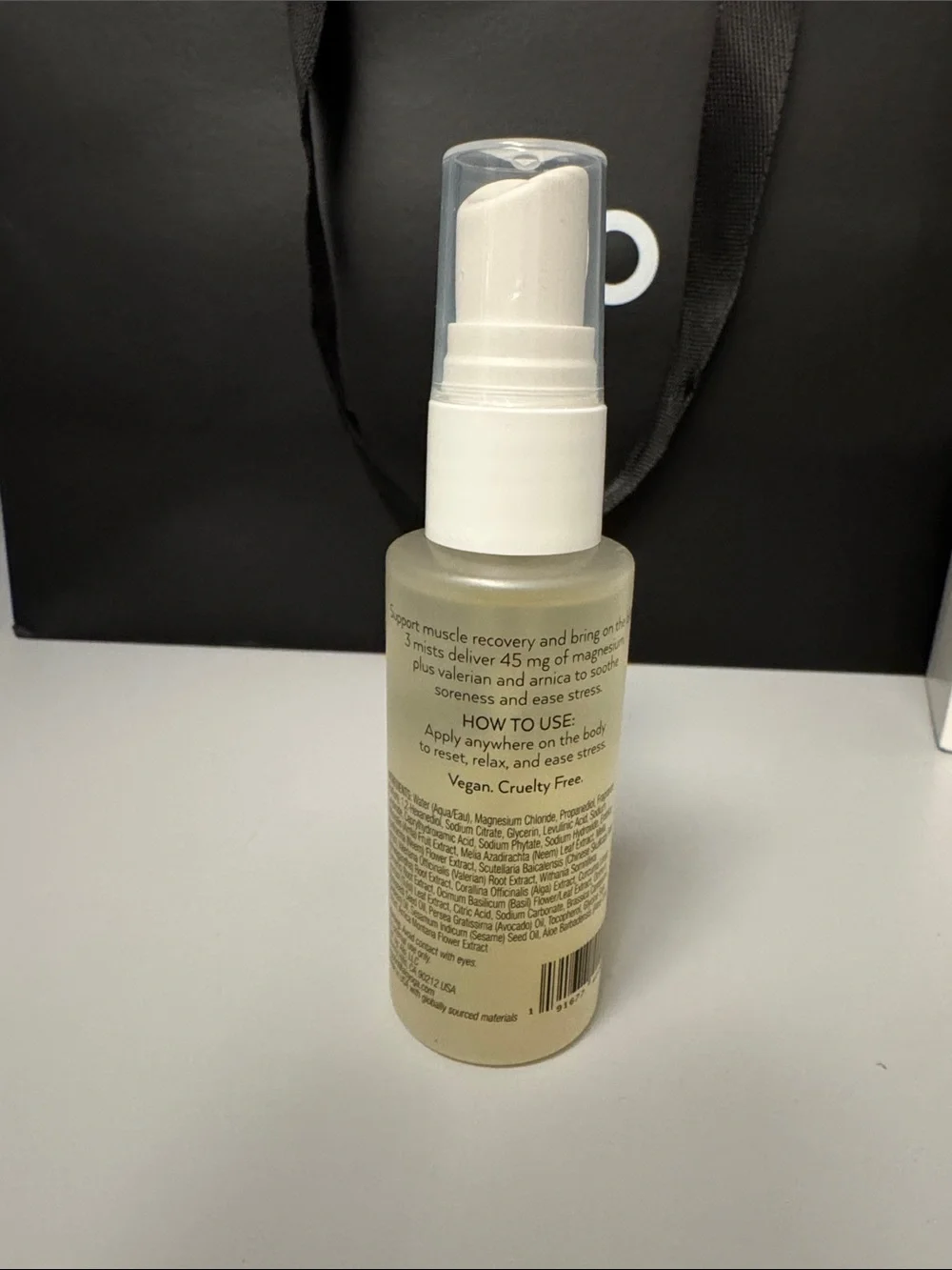 NEW! Alo Signature Candle, Magnesium Reset Spray and Gift Bag! Clean Wellness!